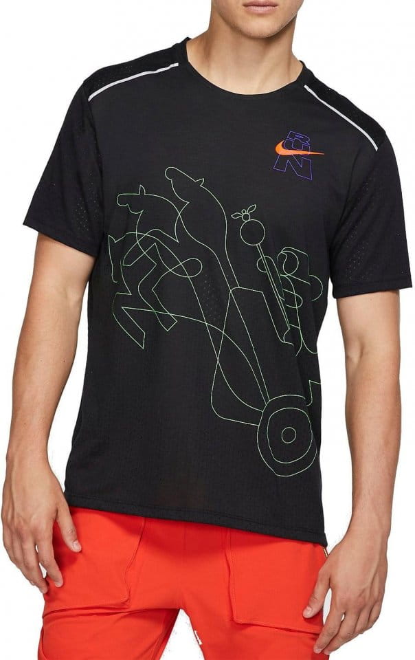 Pánské běžecké tričko s krátkým rukávem Nike Rise 365 Berlin